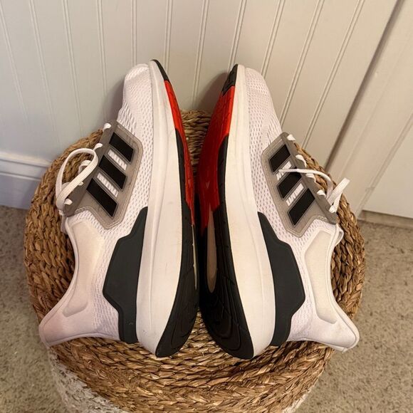 Adidas Men\'s White and Black Athletic Shoes with Orange Accents-Great Condition main image 8